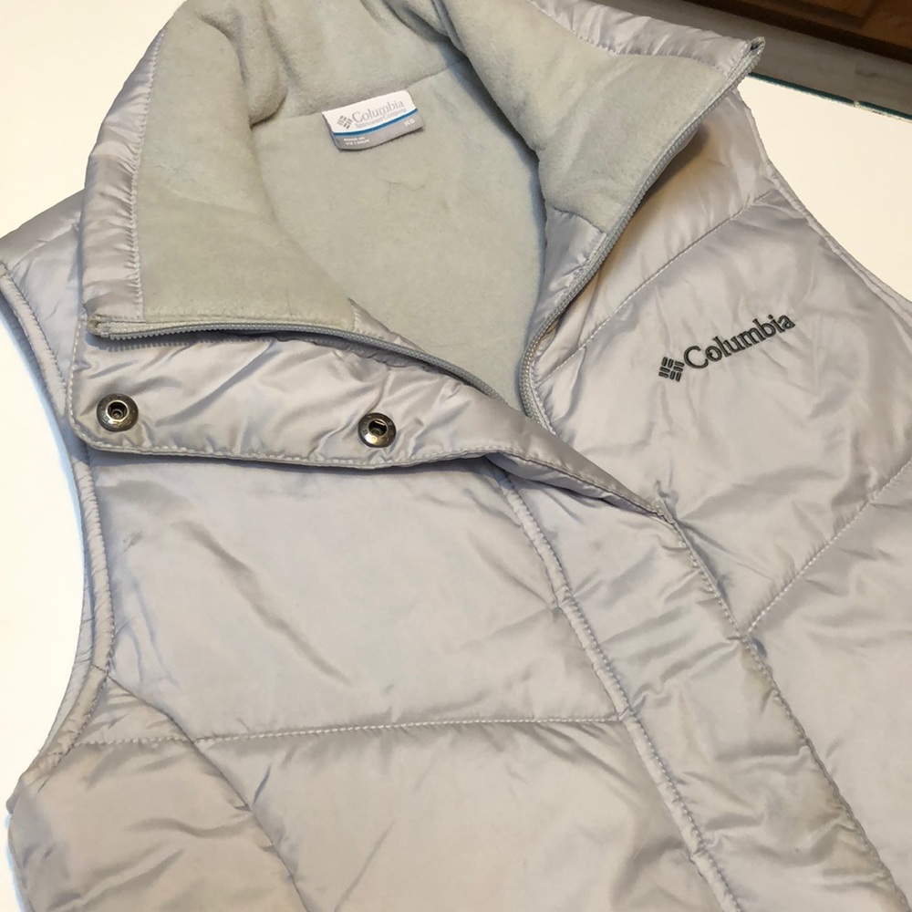 XS Columbia gray vest